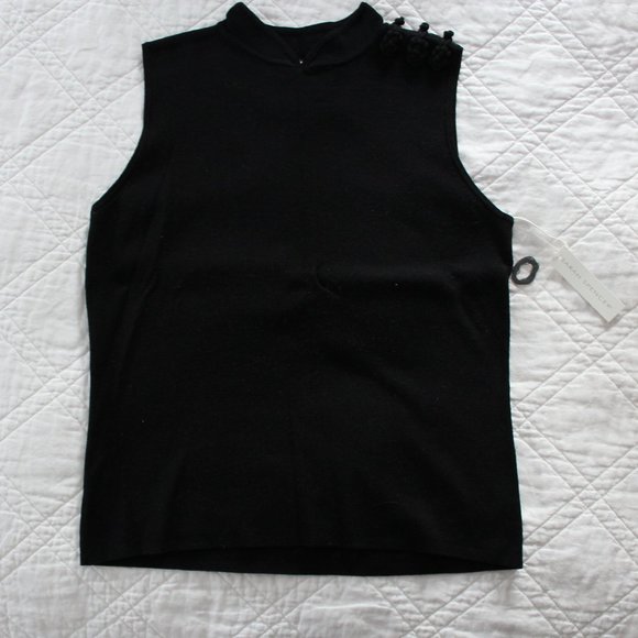 NWT Sleeveless Black Silk Top with Shoulder Detail - Picture 1 of 12